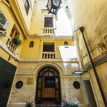 Centro Storico 3* לצ'ה